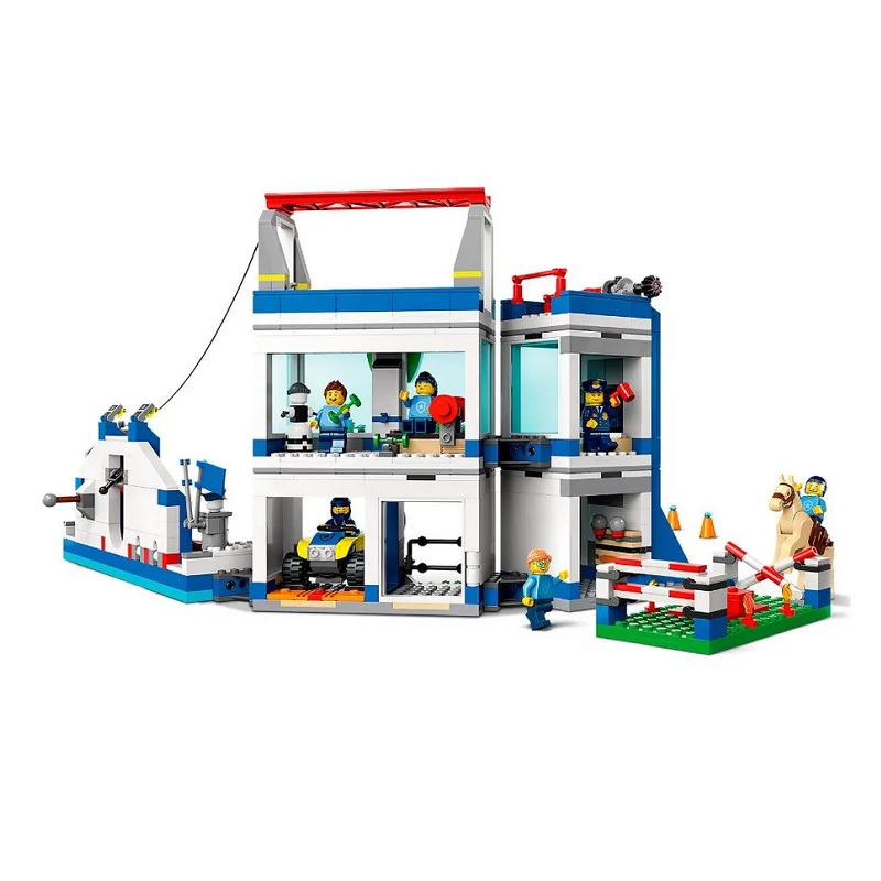 Конструктор LEGO City 60372 - Полицейская учебная академия